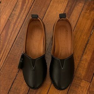 Spring Step Black Leather Slip-On Clog Flats